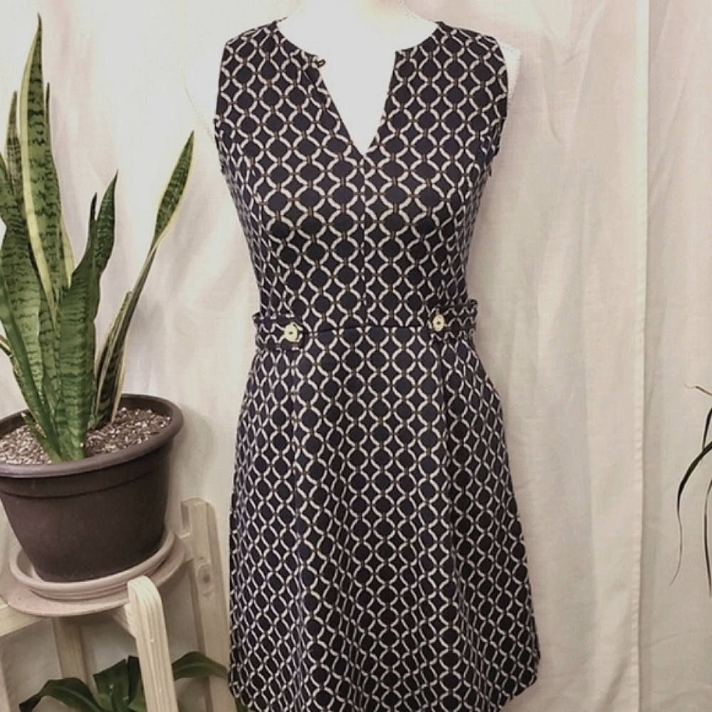 Tabitha Navy Blue V Neck Sheath Dress | Size 0